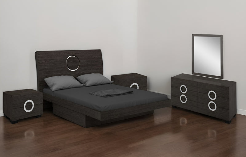 Four Piece Gray Solid Wood Bedroom Set With Mirror